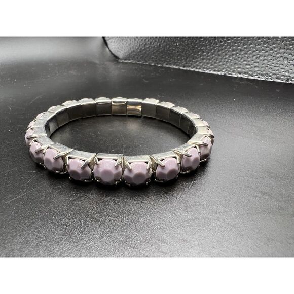 Matte Lilac Stretch Bracelet - Picture 4 of 6